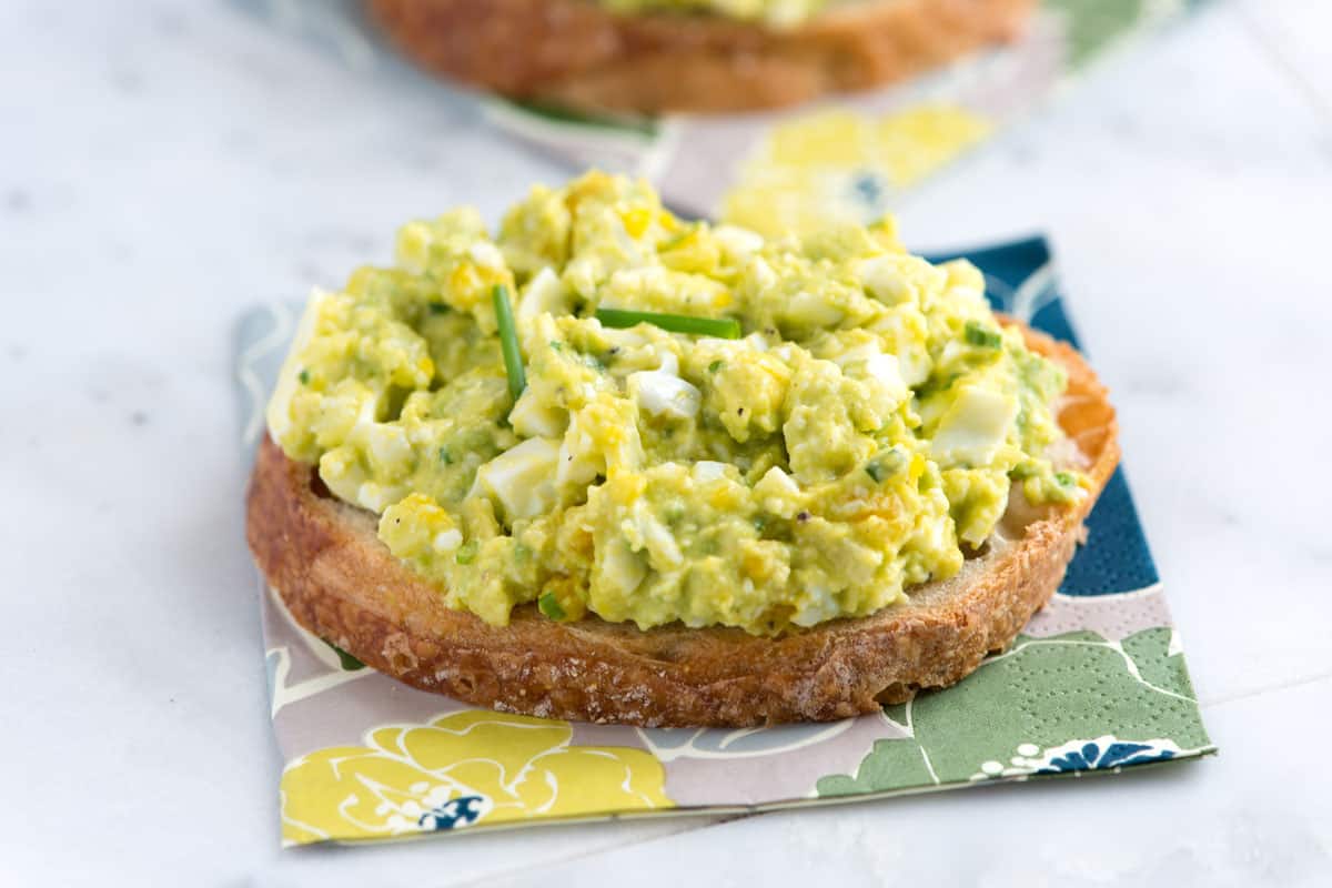 Make Perfect Avocado Egg Salad: Expert Tips & Storage